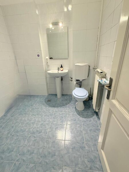 Mosilor, vila D+P+1+M; ideala birouri, clinica, after school, comision 0%